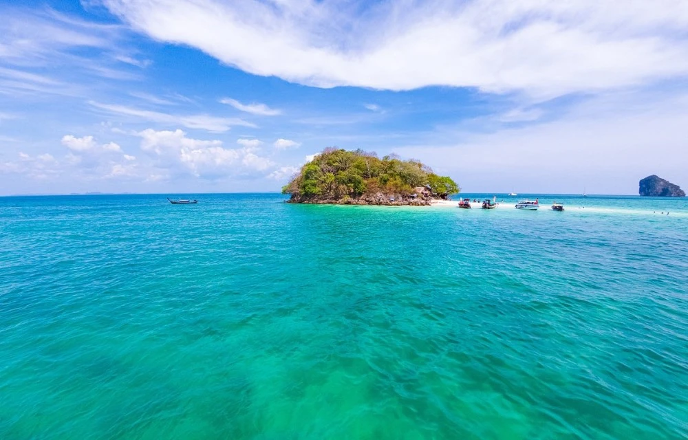 Thale Waek (Separated Sea) Had Yao Beach